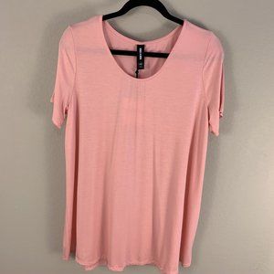 Anges & Dora Everyday Tee in SPY rose Petal Pink